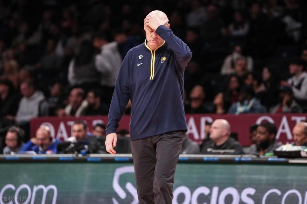  篮网克拉克斯顿封盖绝杀步行者  